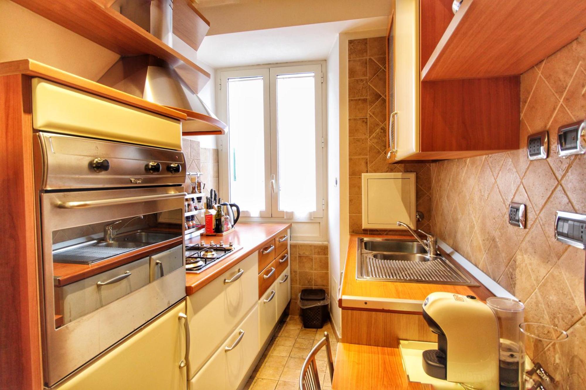 Large And Charming Apartment In Trastevere By Yourhost Rzym Zewnętrze zdjęcie